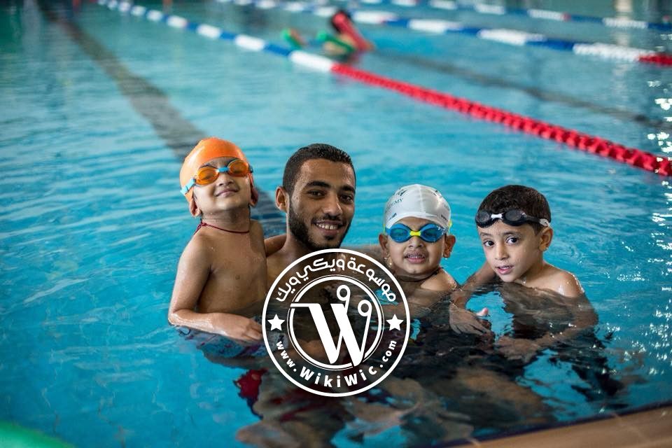 تعليم السباحة للأطفال